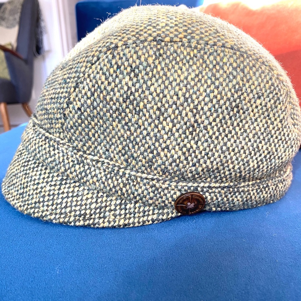 3 for $10 - Adorable green tweed hat
